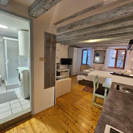 Apartment Studio Victory In Center